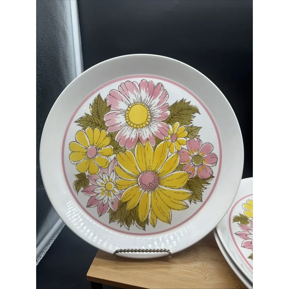 3 MIKASA Duplex Eden 2522 by Ben Seibel Pink Yellow Floral Dinner Plates 10.5